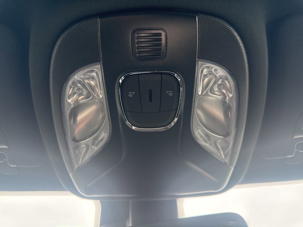 New 2026 Jeep Compass Latitude image 31