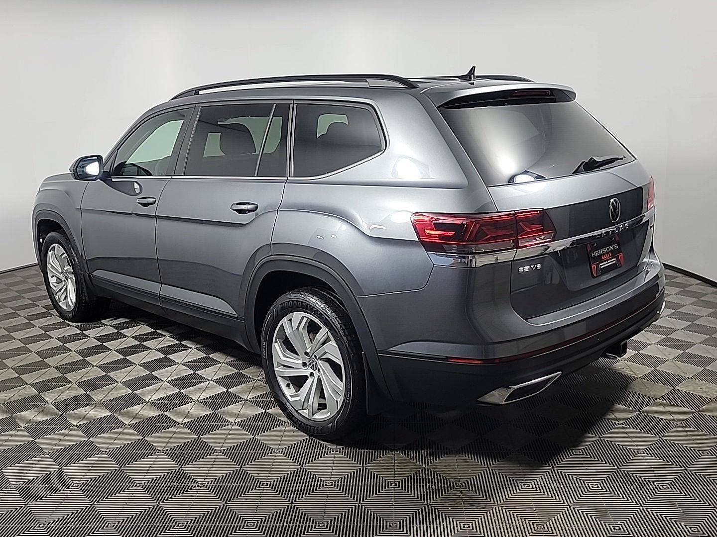 Used 2022 Volkswagen Atlas SE w/ Panoramic Sunroof Package image 10