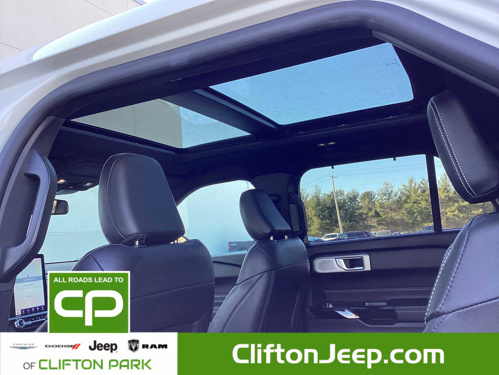 Used 2022 Ford Explorer ST w/ Equipment Group 401A image 15