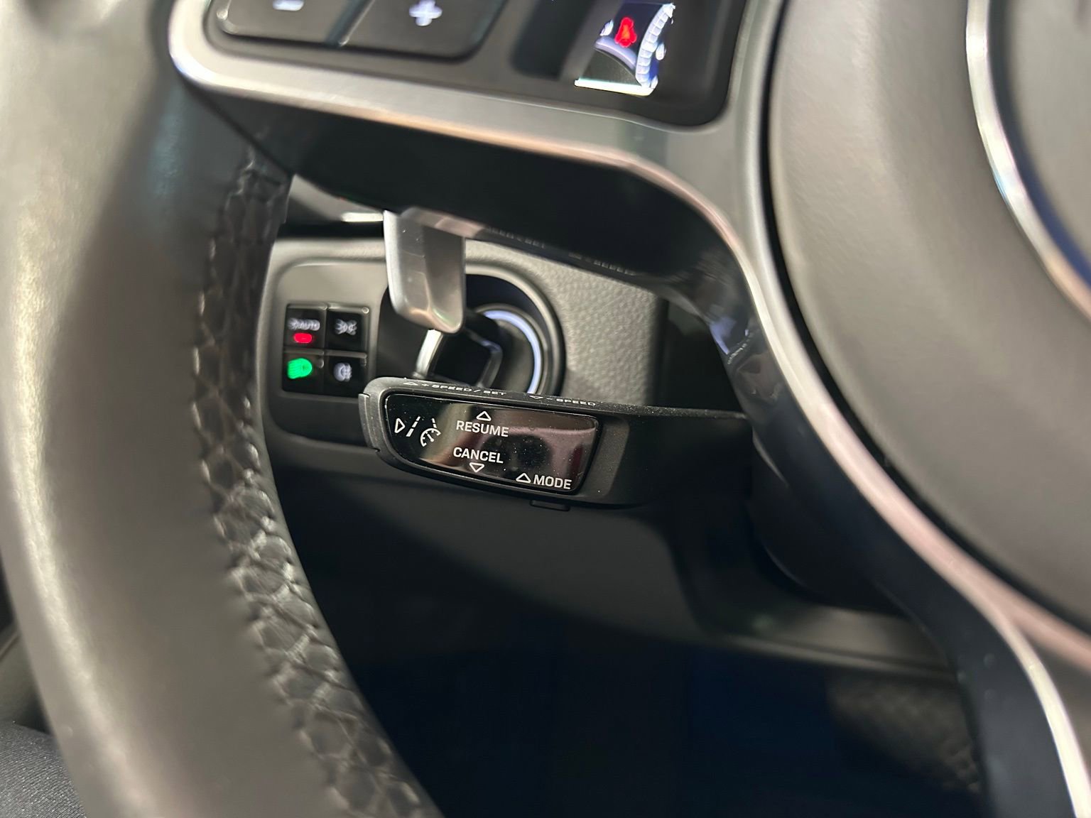 Used 2021 Porsche Cayenne image 23