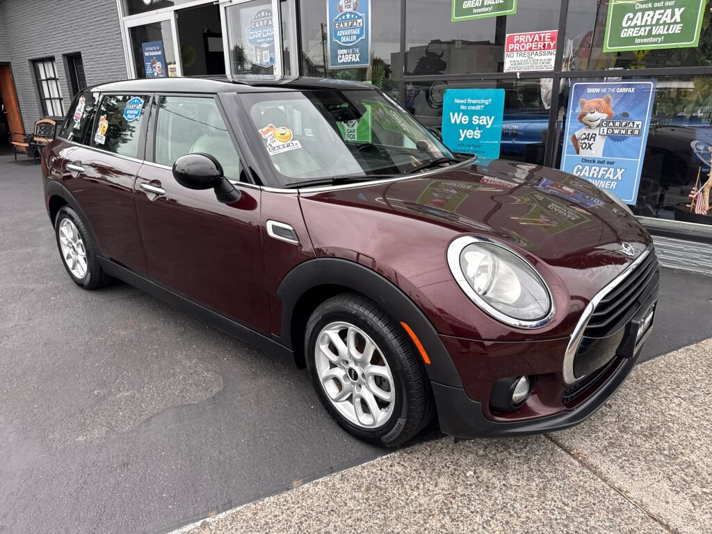 Used 2016 MINI Cooper Clubman FWD image 3