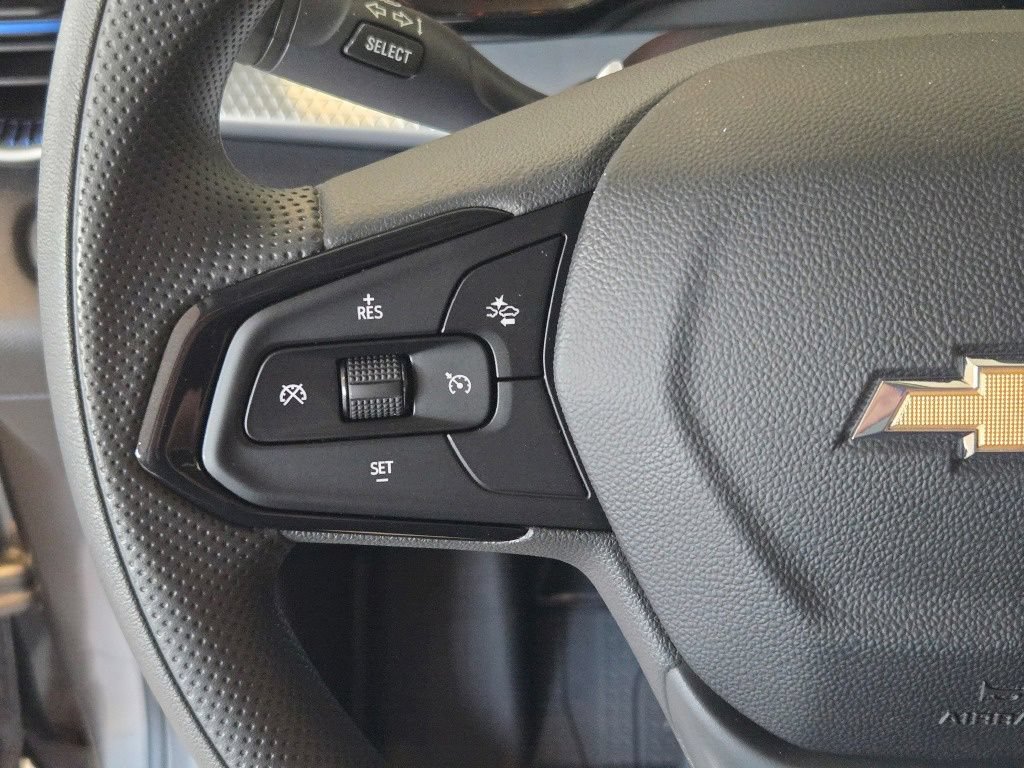 New 2026 Chevrolet Trax LS w/ LS Convenience Package FWD image 24