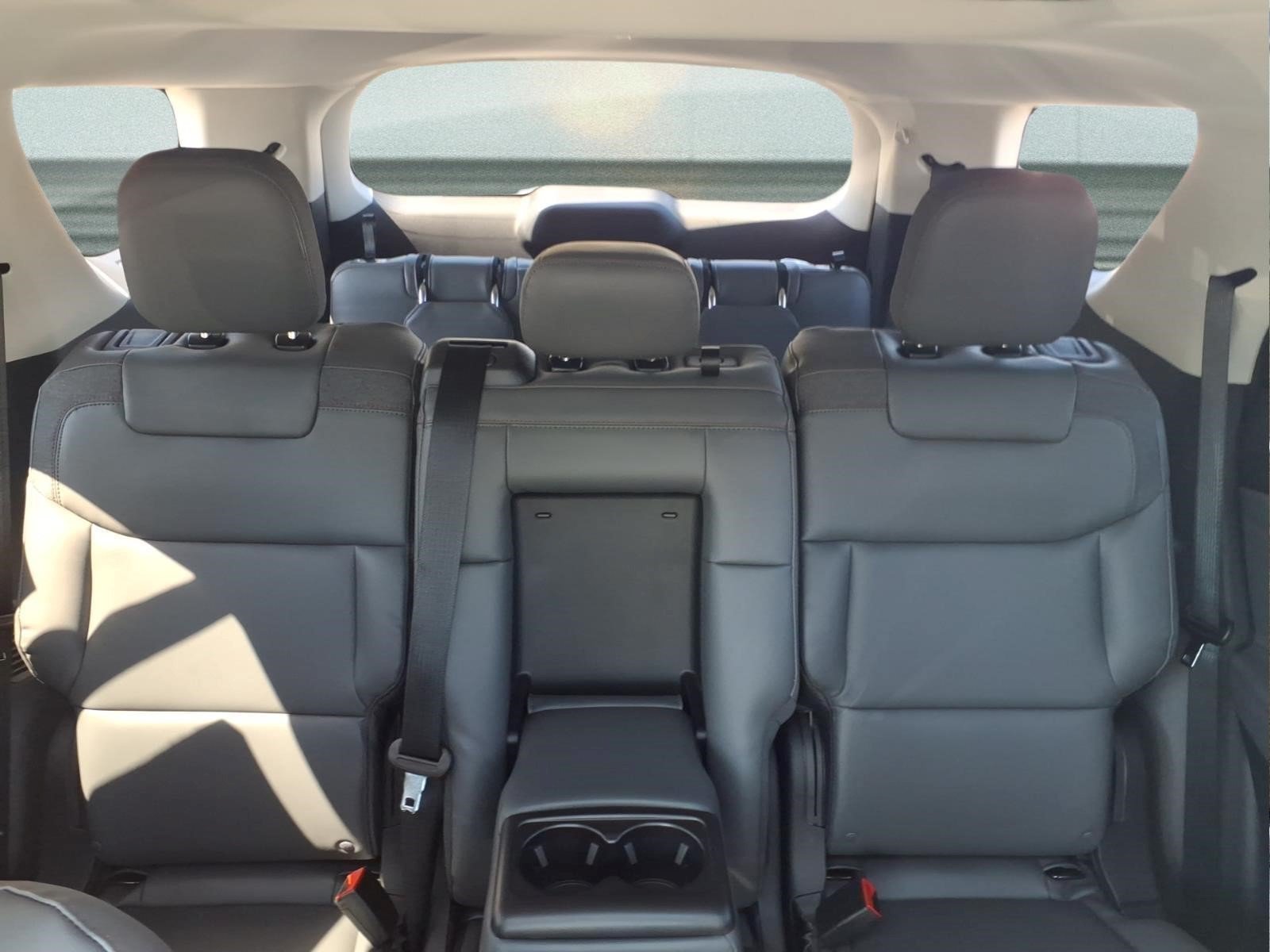 New 2026 Ford Explorer Active w/ Active Comfort Package AWD/4WD image 11