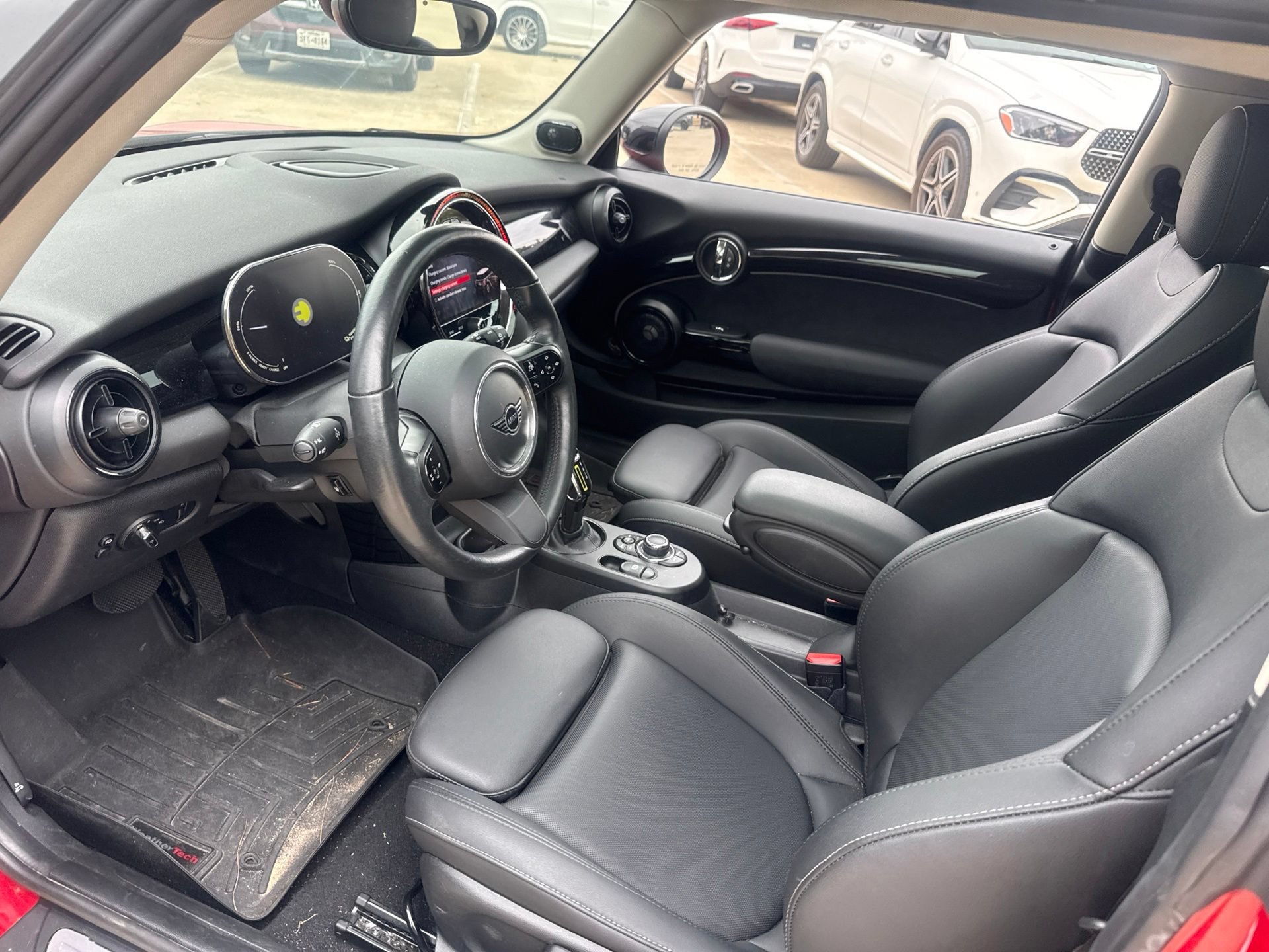Used 2024 MINI Cooper SE FWD image 9