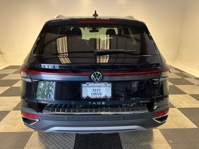 New 2025 Volkswagen Taos SEL AWD/4WD image 4