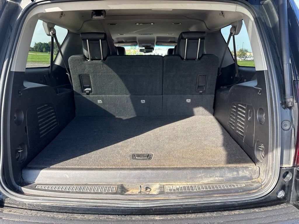 Used 2015 Chevrolet Suburban LT w/ Max Trailering Package AWD/4WD image 8