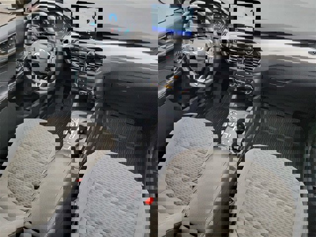 Certified 2022 Ford Escape SE w/ Convenience Package image 39