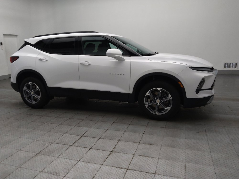 Used 2024 Chevrolet Blazer LT w/ Convenience Package FWD image 11