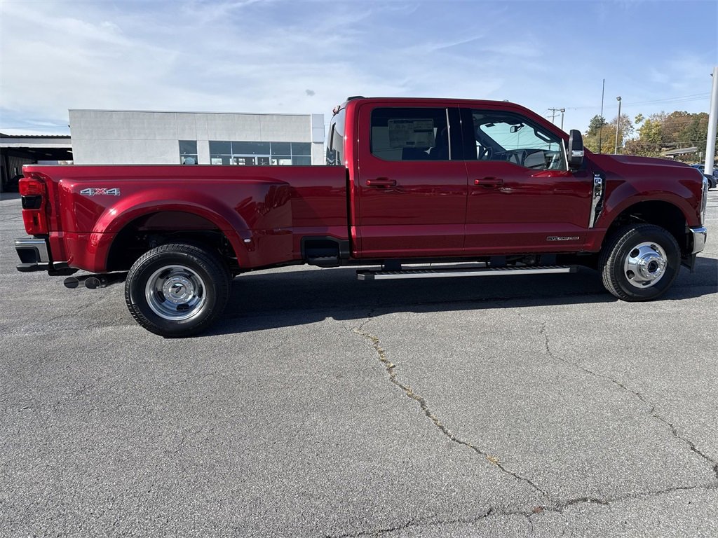 New 2026 Ford F350 XLT image 4