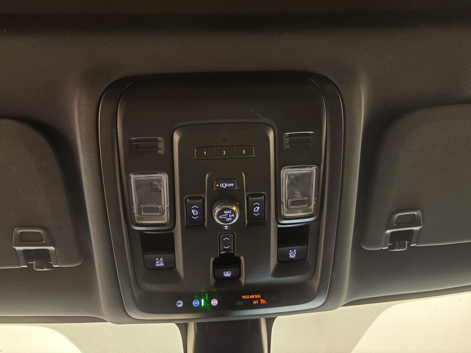 Used 2021 Chevrolet Suburban RST w/ Luxury Package AWD/4WD image 36