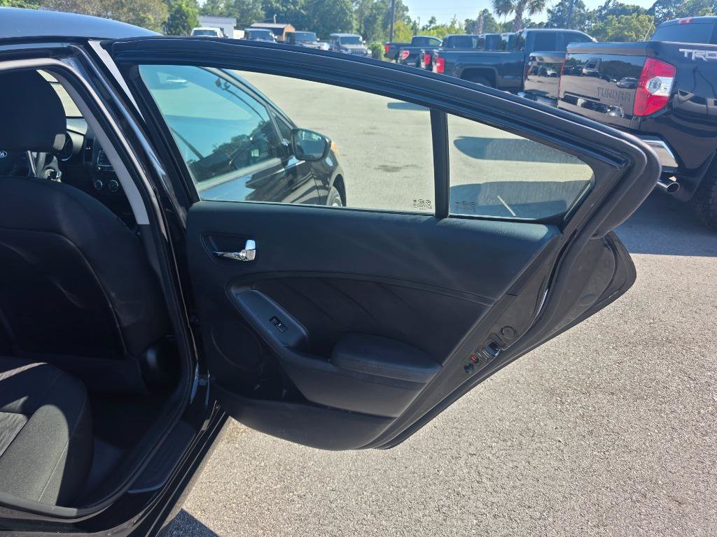 Used 2016 Kia Forte LX FWD image 12