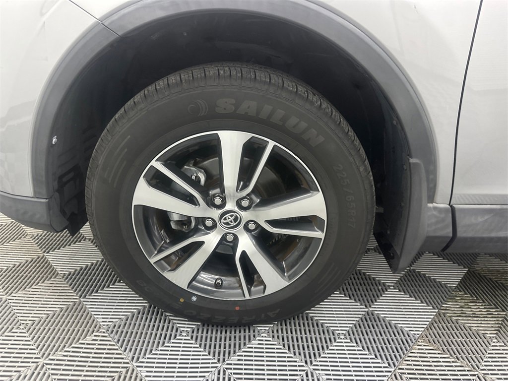 Used 2017 Toyota RAV4 XLE image 12