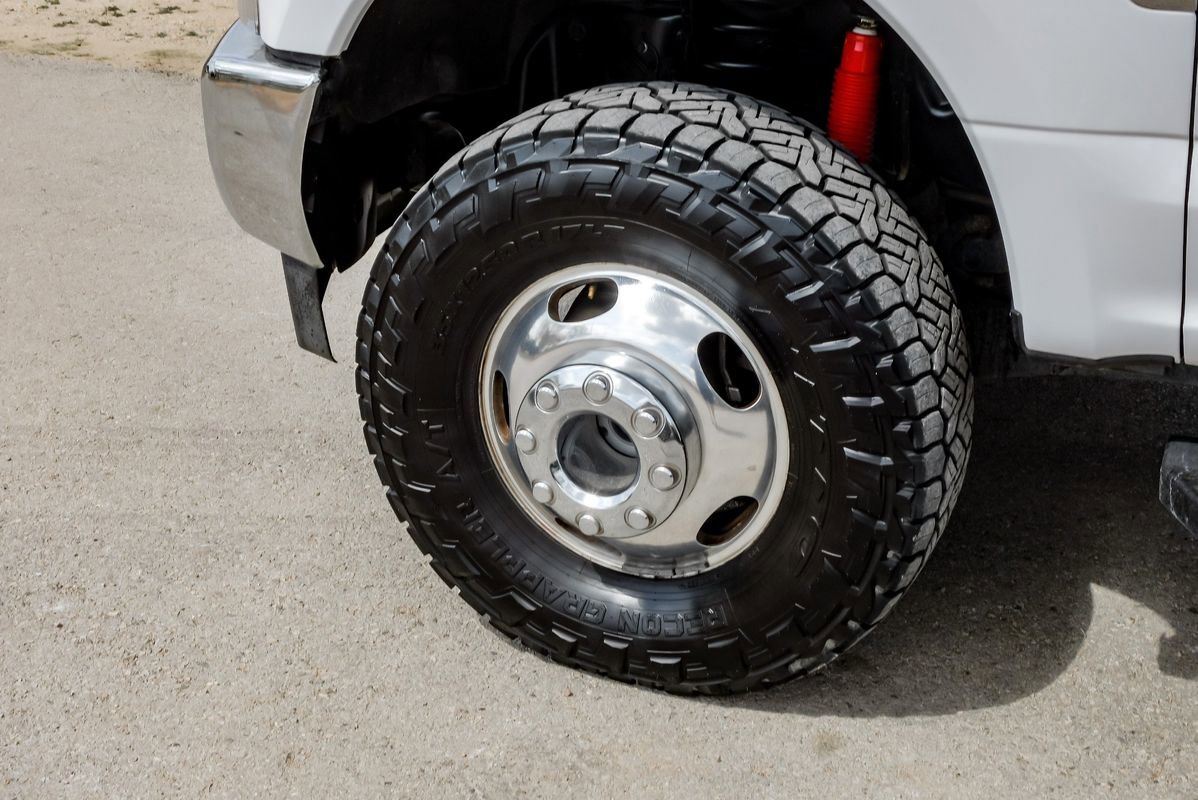 Used 2017 Ford F350 Lariat w/ Lariat Value Package image 62