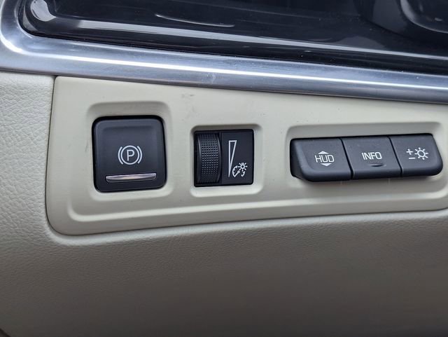 Certified 2023 Cadillac XT6 Premium Luxury w/ Technology Package FWD image 26