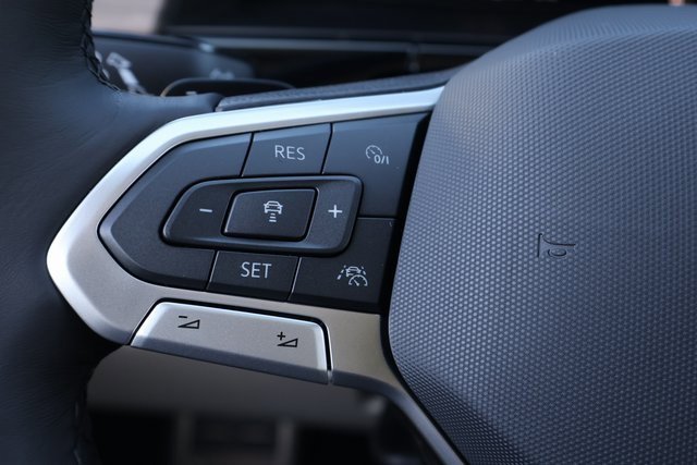 New 2026 Volkswagen Atlas SEL Premium R-Line image 21