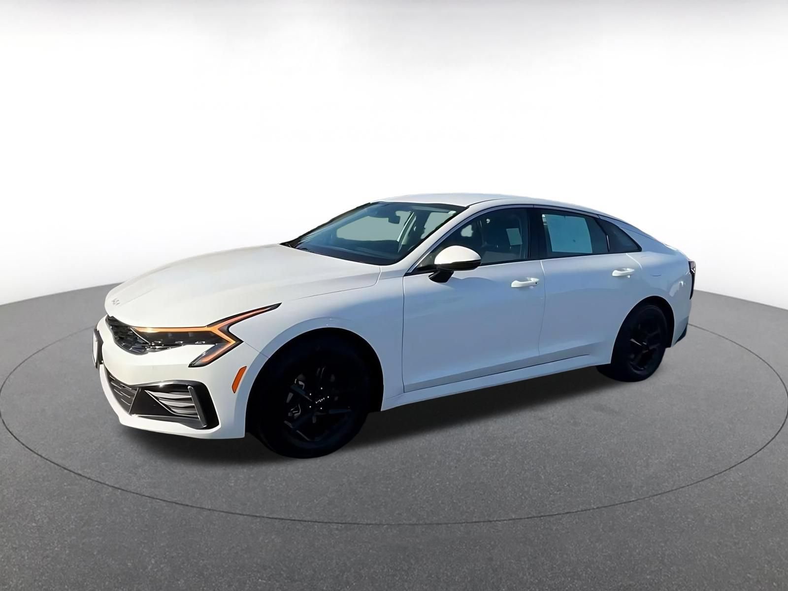 Used 2025 Kia K5 LXS FWD image 7