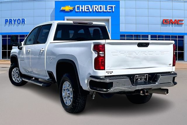 Used 2022 Chevrolet Silverado 2500 LT w/ Convenience Package AWD/4WD image 4