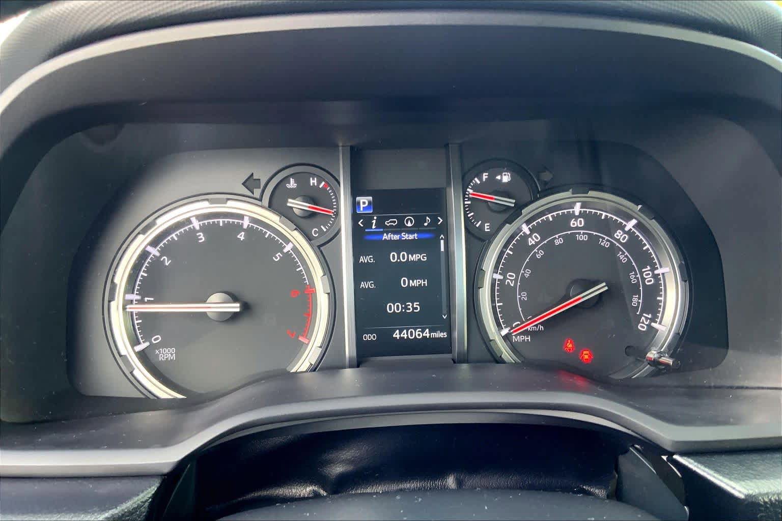 Used 2021 Toyota 4Runner TRD Off-Road Premium AWD/4WD image 26