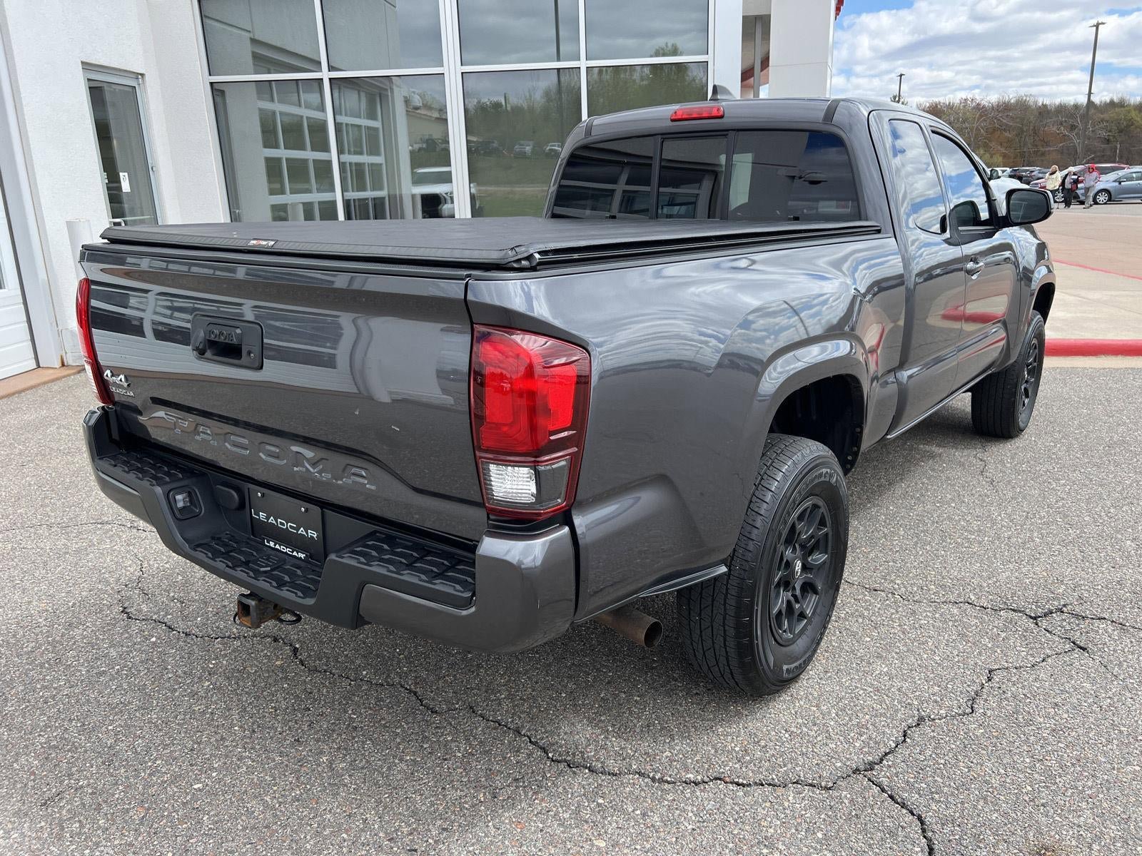 Used 2022 Toyota Tacoma SR w/ SR Convenience Package AWD/4WD image 12