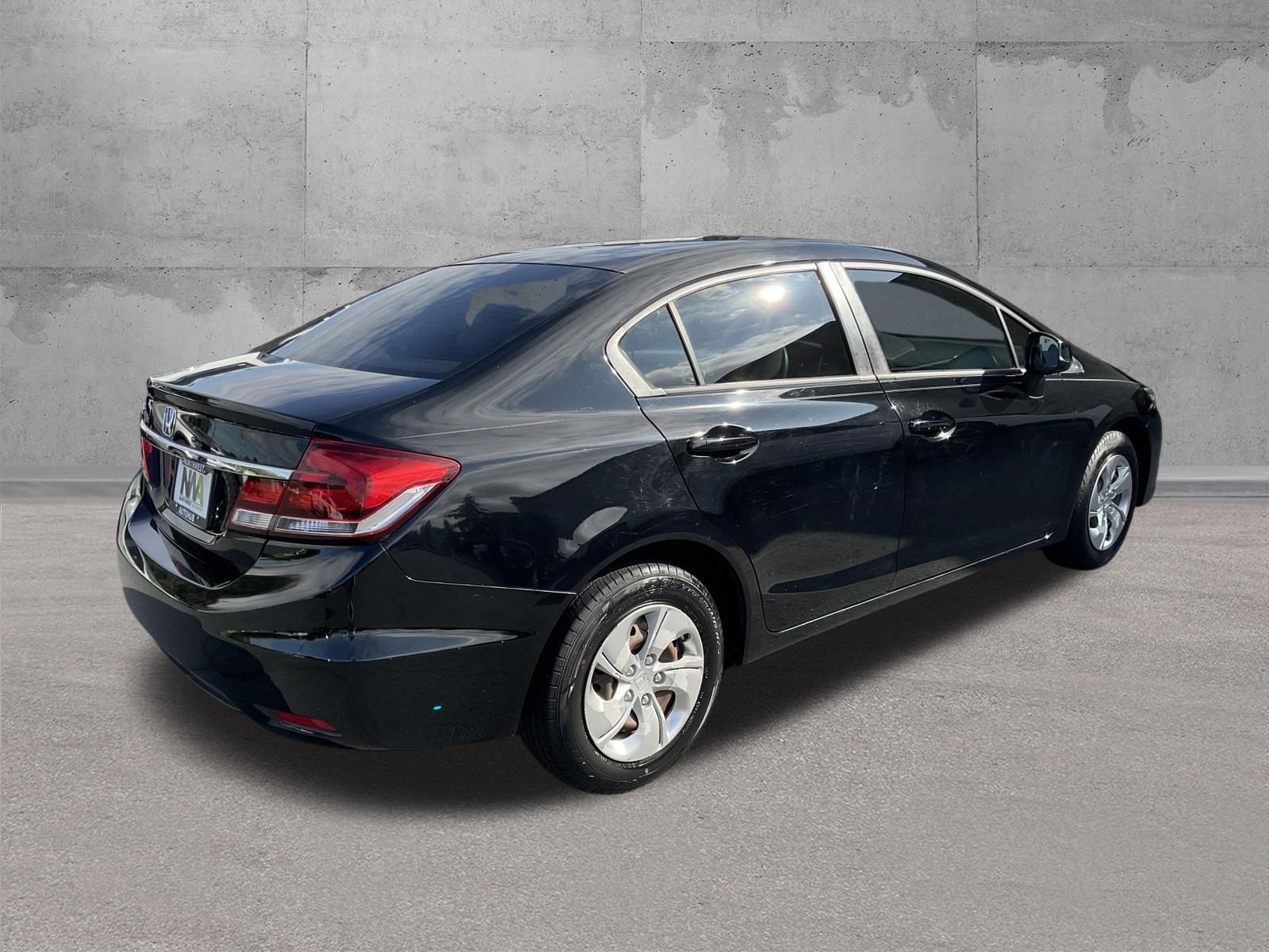 Used 2013 Honda Civic LX image 3