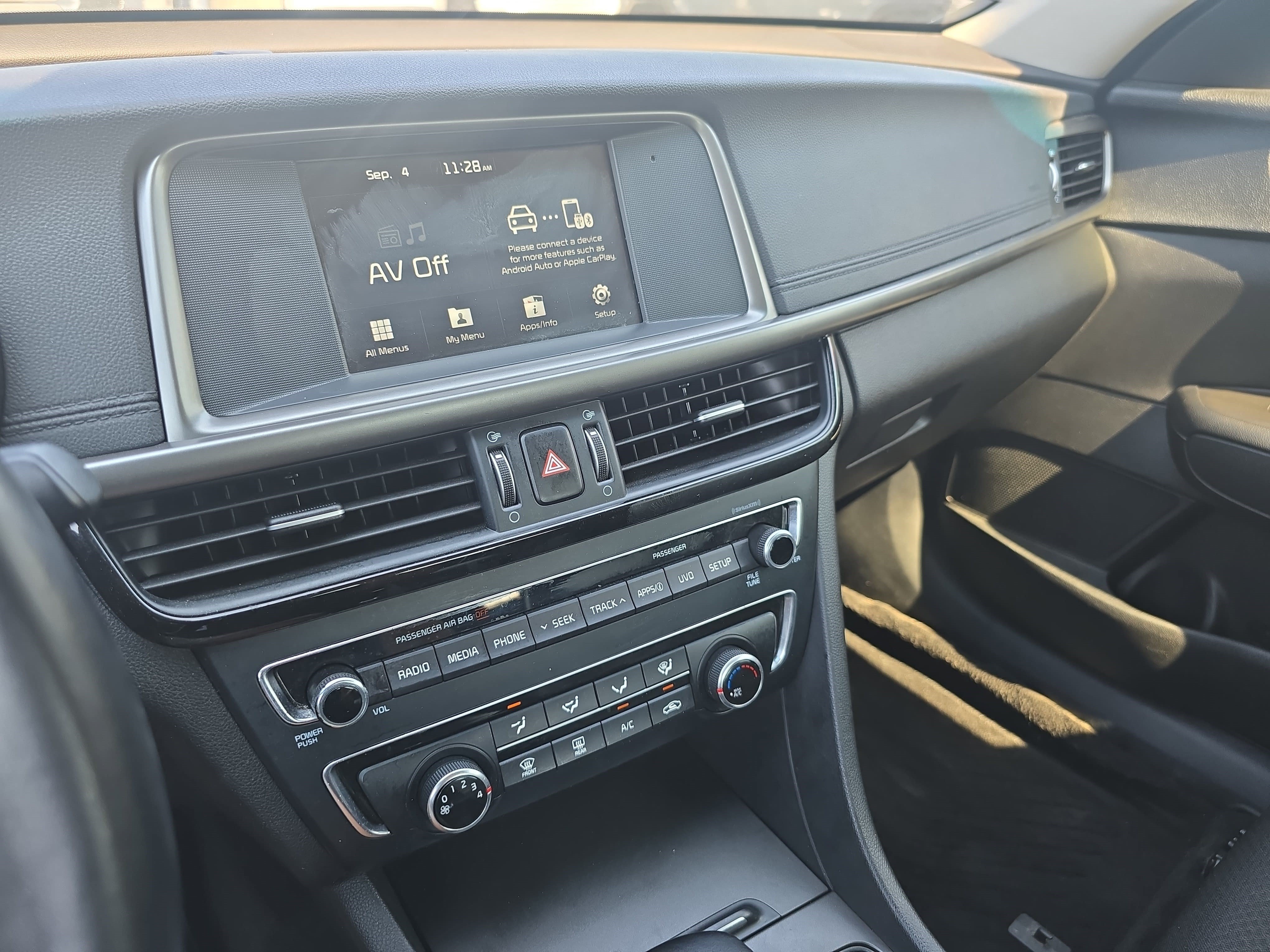Used 2018 Kia Optima S FWD image 19
