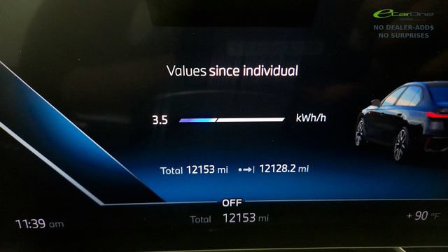 Used 2025 BMW i7 xDrive60 w/ Executive Package RWD image 56