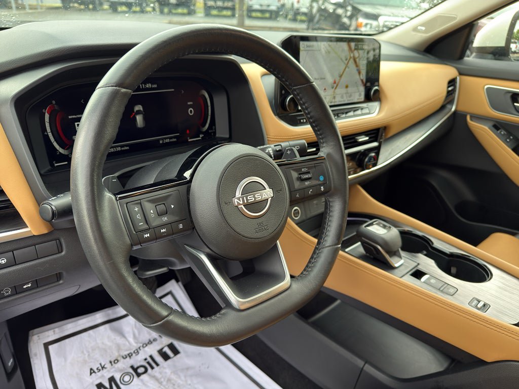 Used 2023 Nissan Rogue Platinum FWD image 34