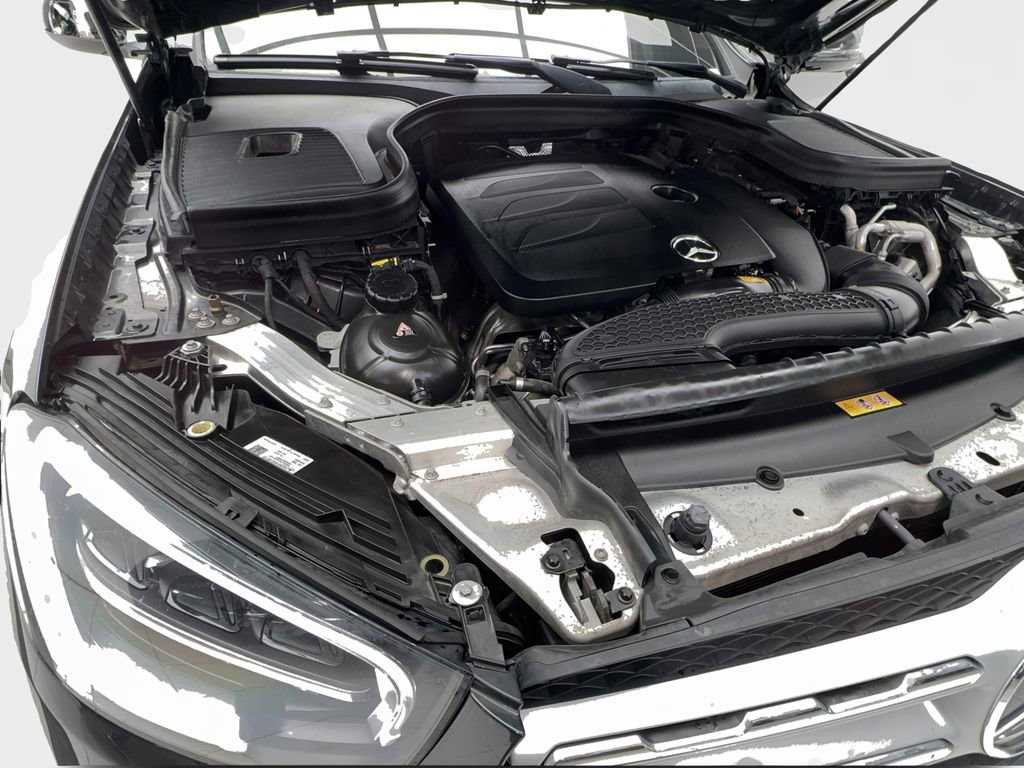 Used 2022 Mercedes-Benz GLC 300 w/ Premium Package Lite image 13