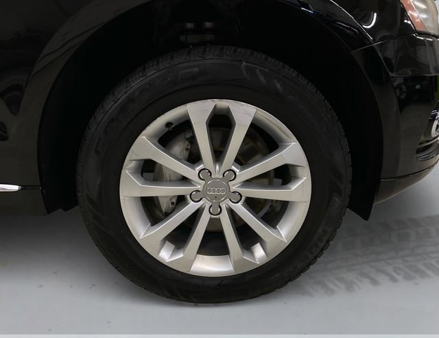 Used 2017 Audi Q5 2.0T Premium AWD/4WD image 16