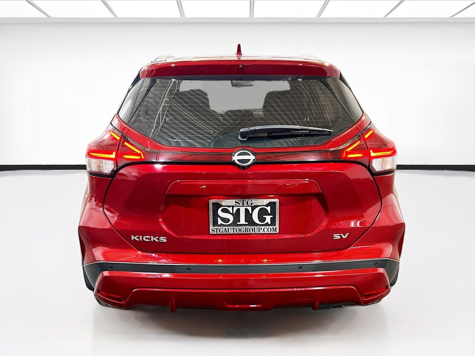 Used 2023 Nissan Kicks SV FWD image 5