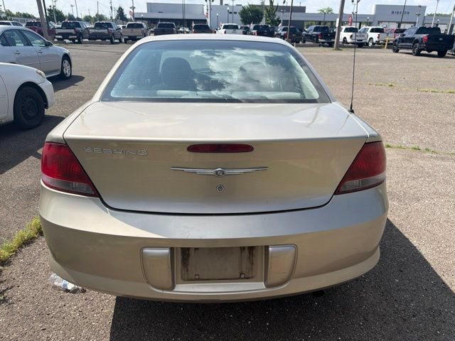 Used 2004 Chrysler Sebring LX FWD image 5