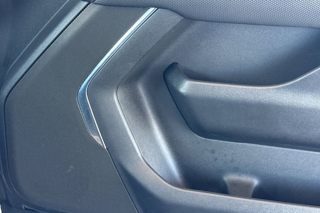 Used 2025 Chevrolet Suburban RST image 29