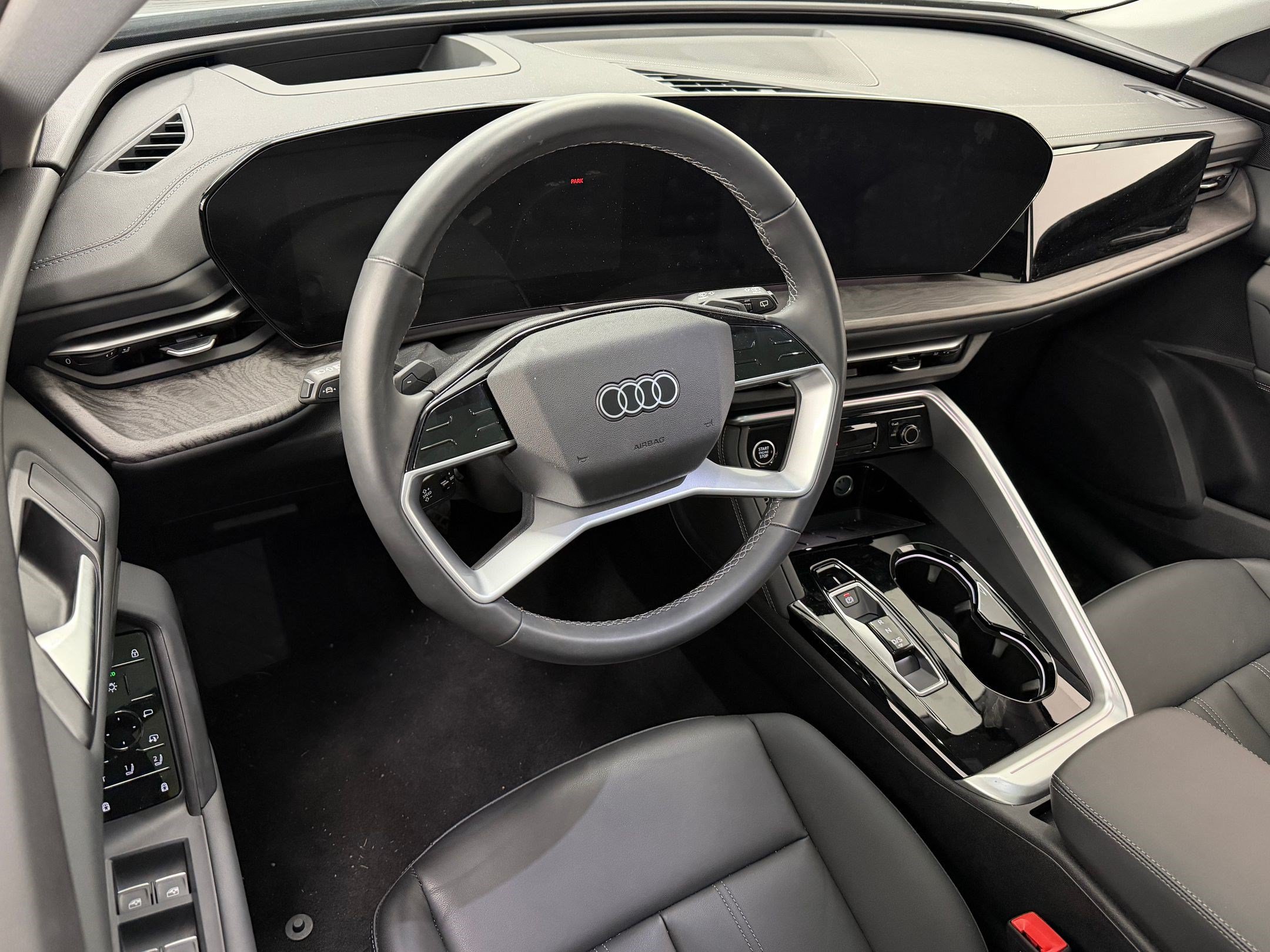 Used 2025 Audi Q5 Premium Plus AWD/4WD image 4