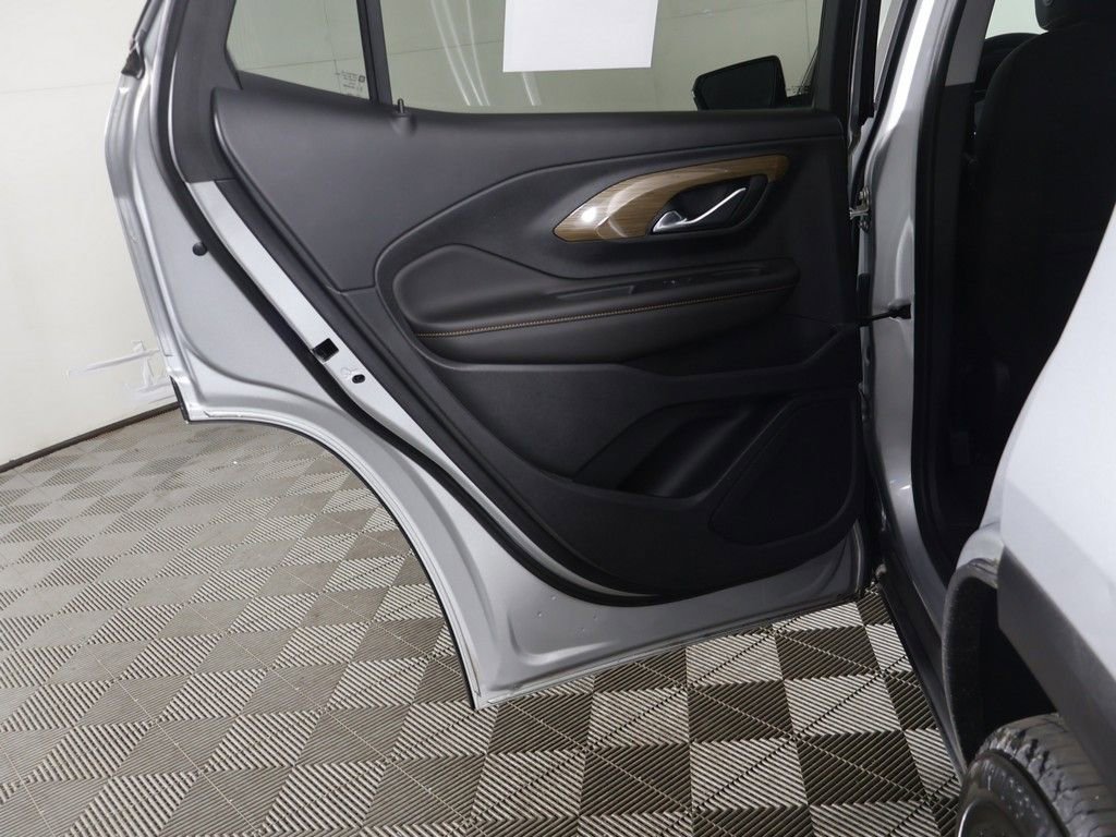 Used 2021 GMC Terrain SLE w/ Driver Convenience Package image 24