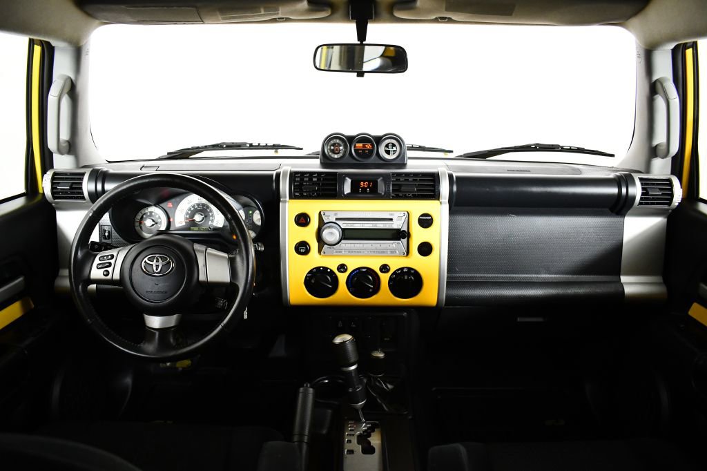 Used 2007 Toyota FJ Cruiser 4WD image 16