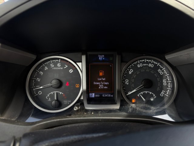 Used 2019 Toyota Tacoma SR5 AWD/4WD image 10