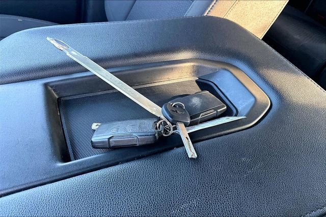 Used 2019 Chevrolet Silverado 1500 Custom Trail Boss image 32