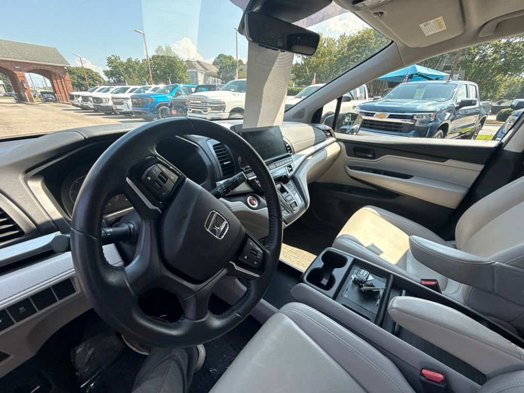 Used 2025 Honda Odyssey EX-L image 15