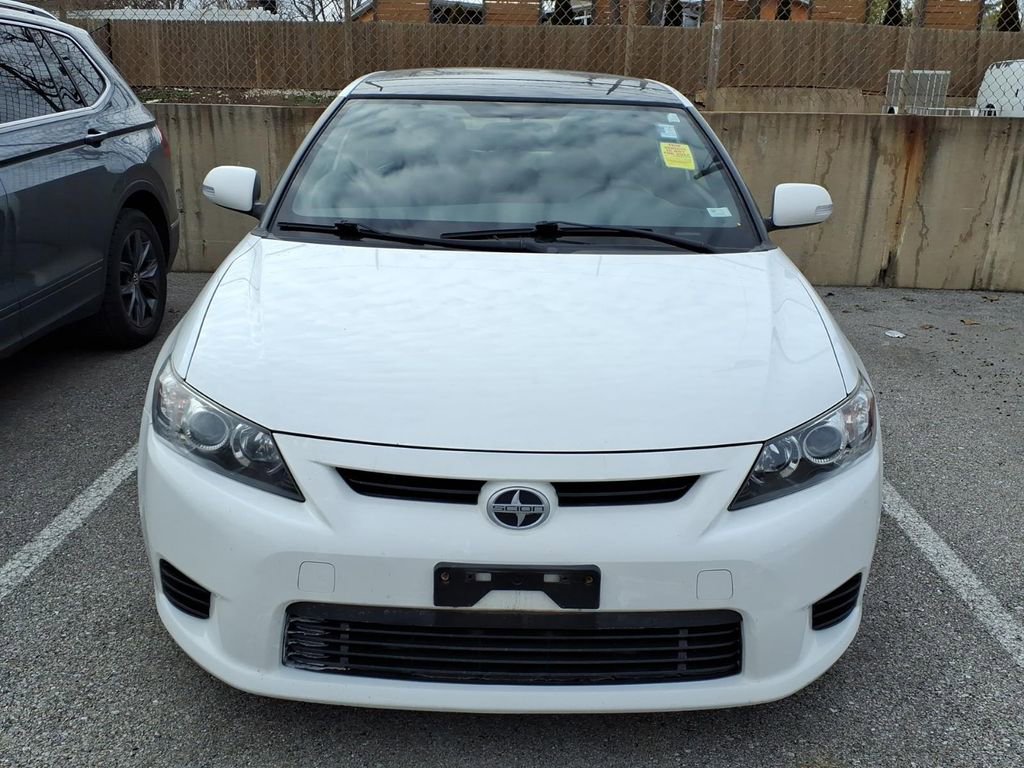 Used 2013 Scion tC image 2