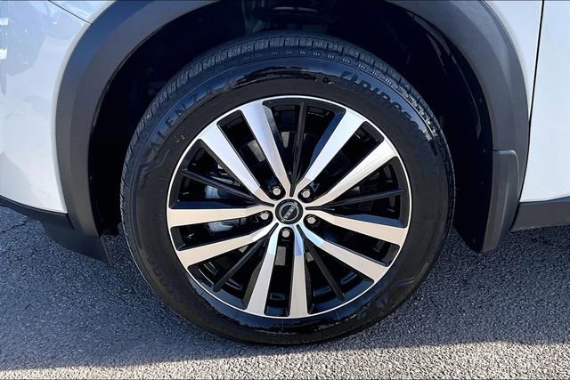 Certified 2024 Nissan Pathfinder Platinum w/ Cargo Package image 34