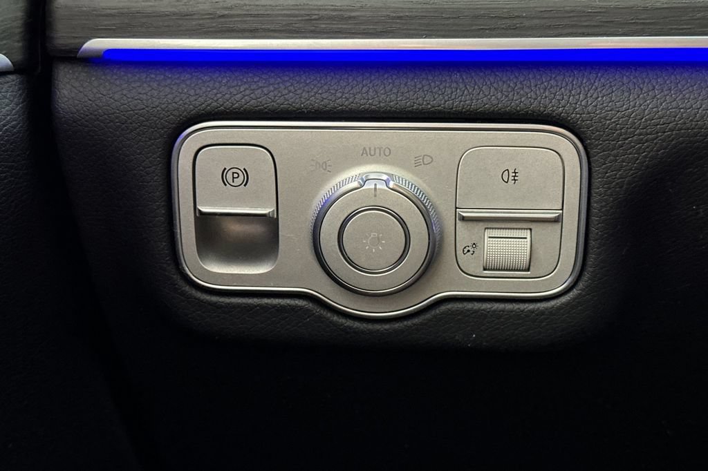 Certified 2024 Mercedes-Benz GLS 450 4MATIC image 34