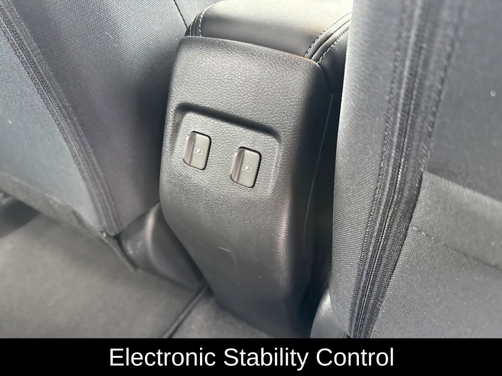 Certified 2024 Nissan Kicks SV image 14