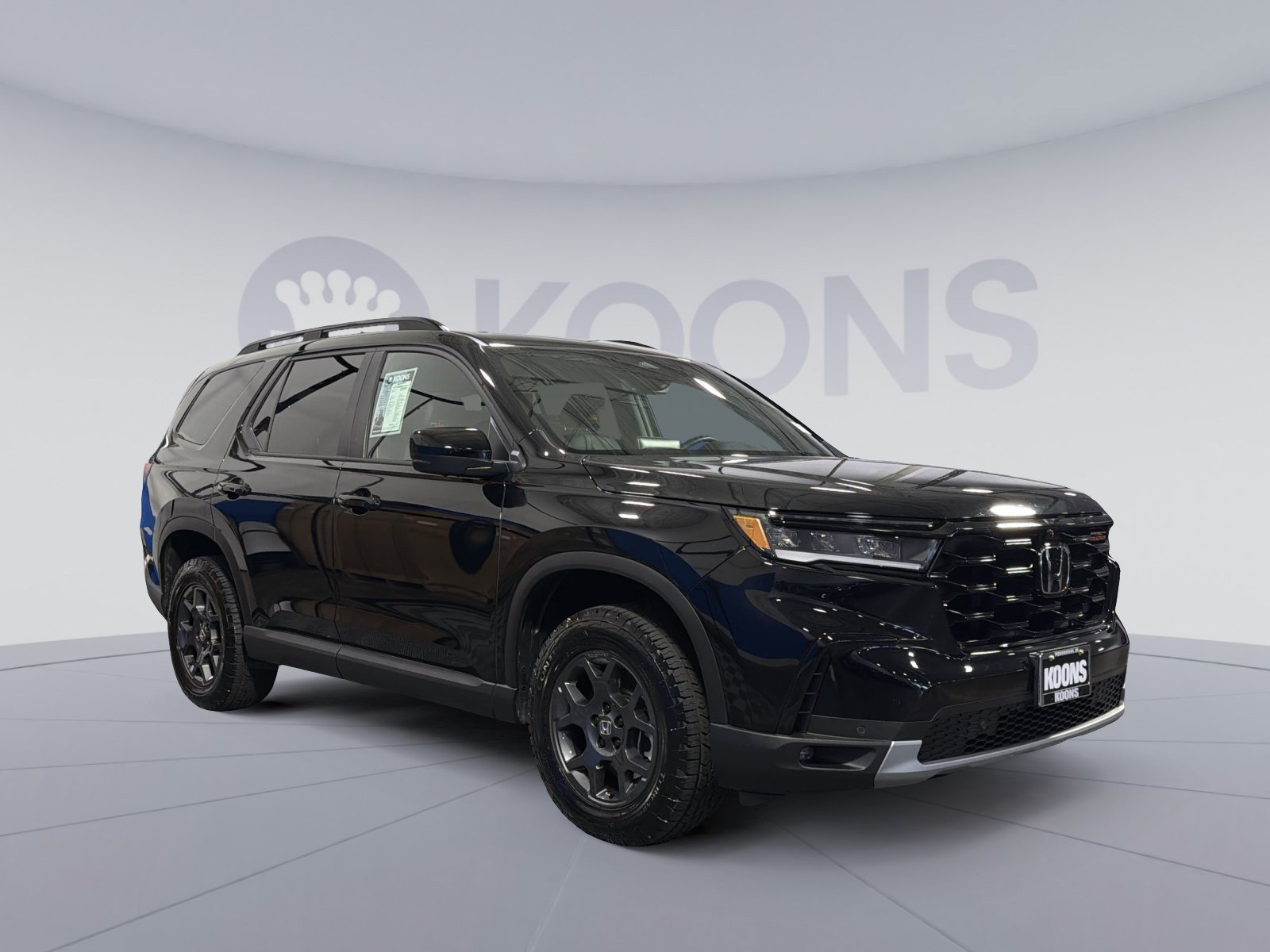 Used 2025 Honda Pilot TrailSport image 10