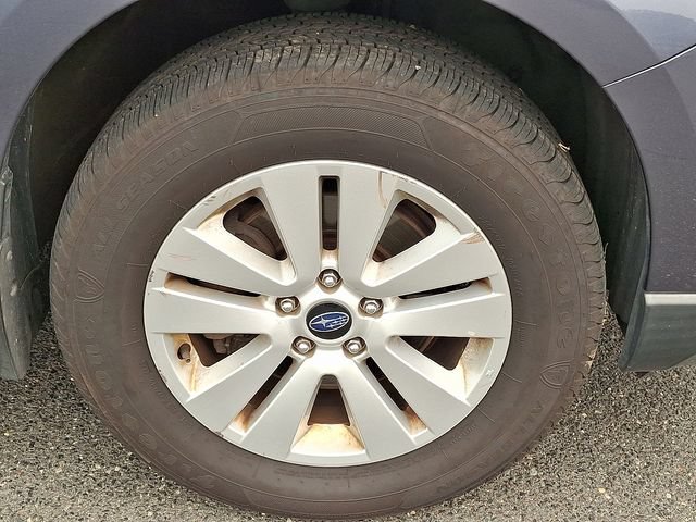 Used 2016 Subaru Outback 2.5i Premium AWD/4WD image 9