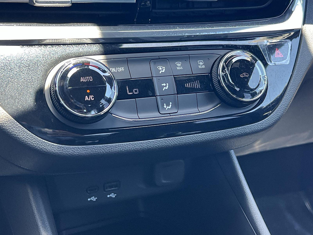 New 2026 Buick Envista Sport Touring FWD image 19