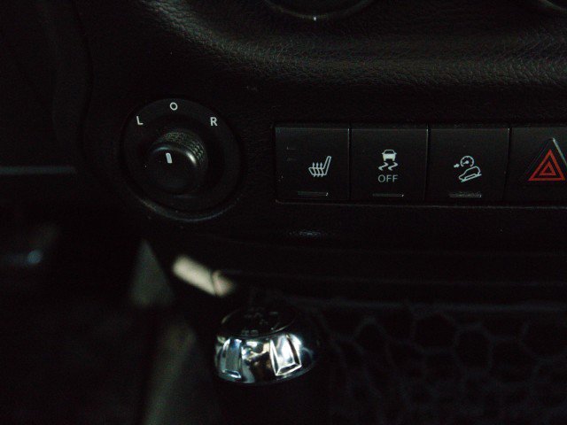 Used 2016 Jeep Wrangler Unlimited Sahara w/ Max Tow Package AWD/4WD image 22