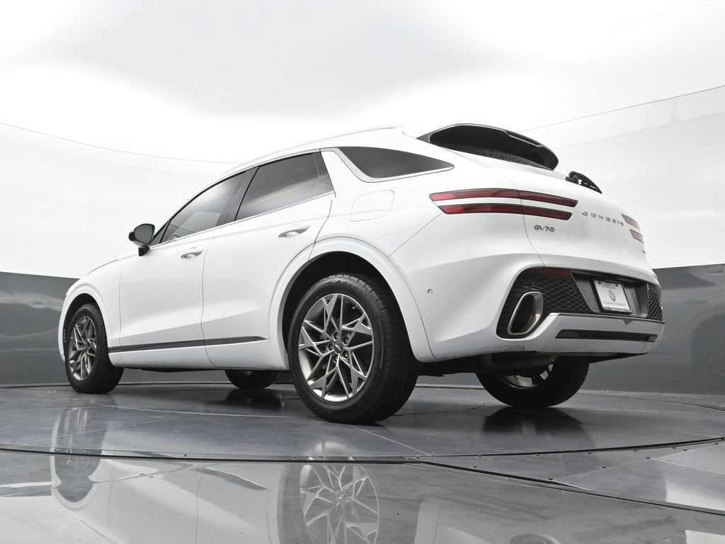 Used 2022 Genesis GV70 2.5T w/ Advanced Package AWD/4WD image 25