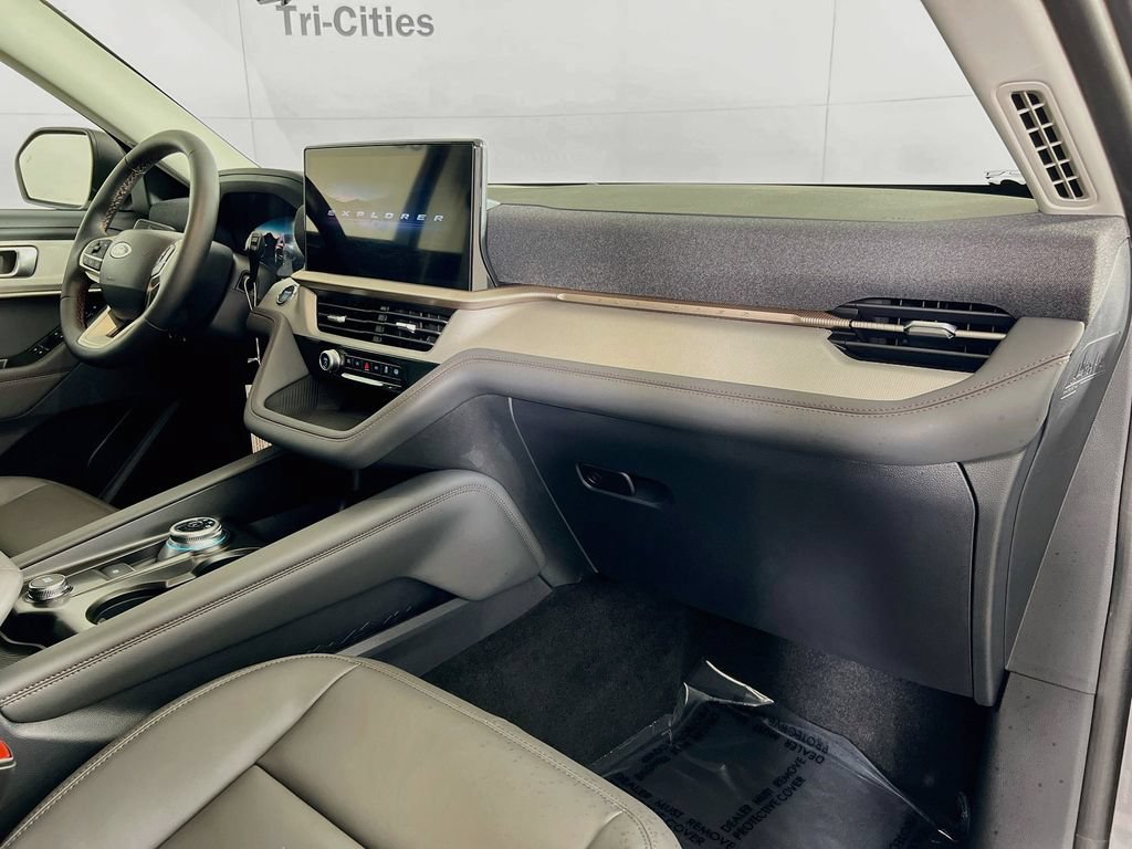 New 2026 Ford Explorer Active w/ Active Comfort Package AWD/4WD image 31