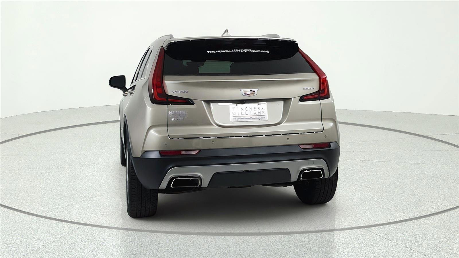 Used 2022 Cadillac XT4 Premium Luxury w/ Enhanced Visibility Package AWD/4WD image 3