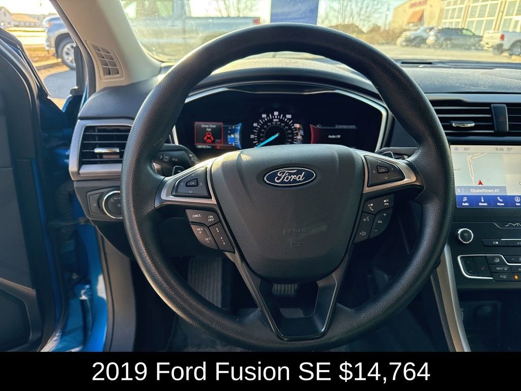 Used 2019 Ford Fusion SE image 10